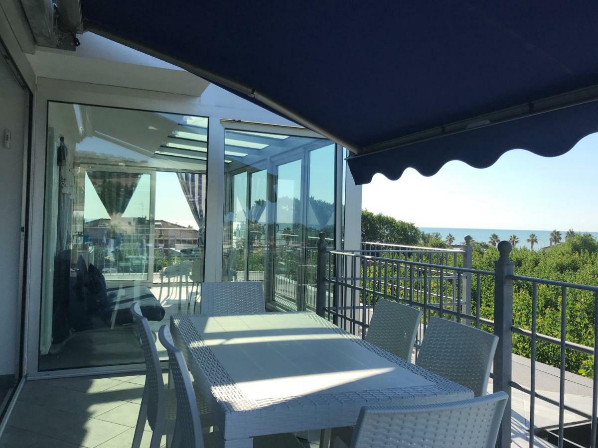 Attico Sul Mare Apartment Fermo Luaran gambar